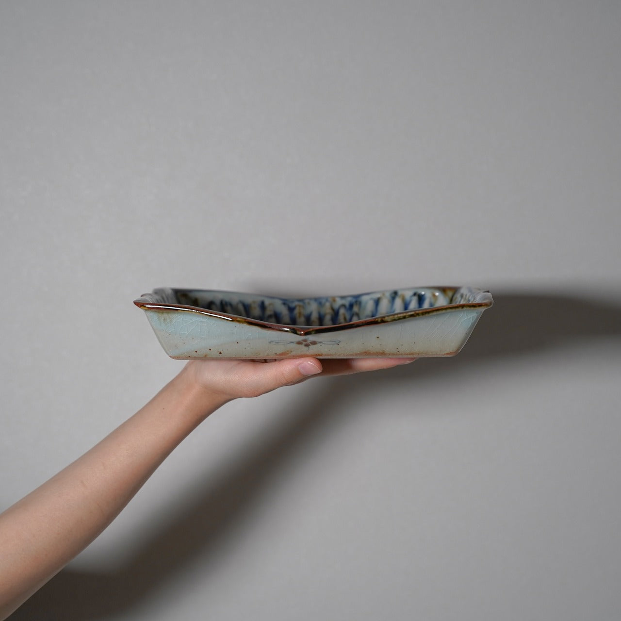 陶房遊 錆青　 輪花長方角鉢　商品画像5枚目