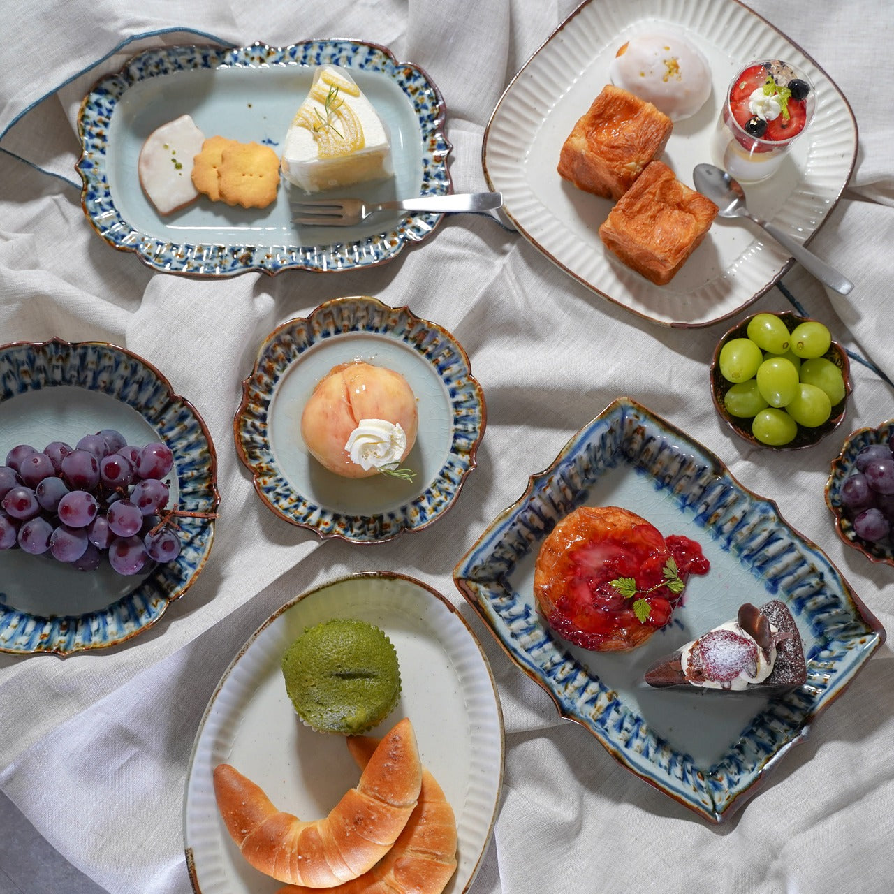 陶房遊 錆青 輪花長方角鉢 │ uutmm.s（アトム）砥部焼専門店