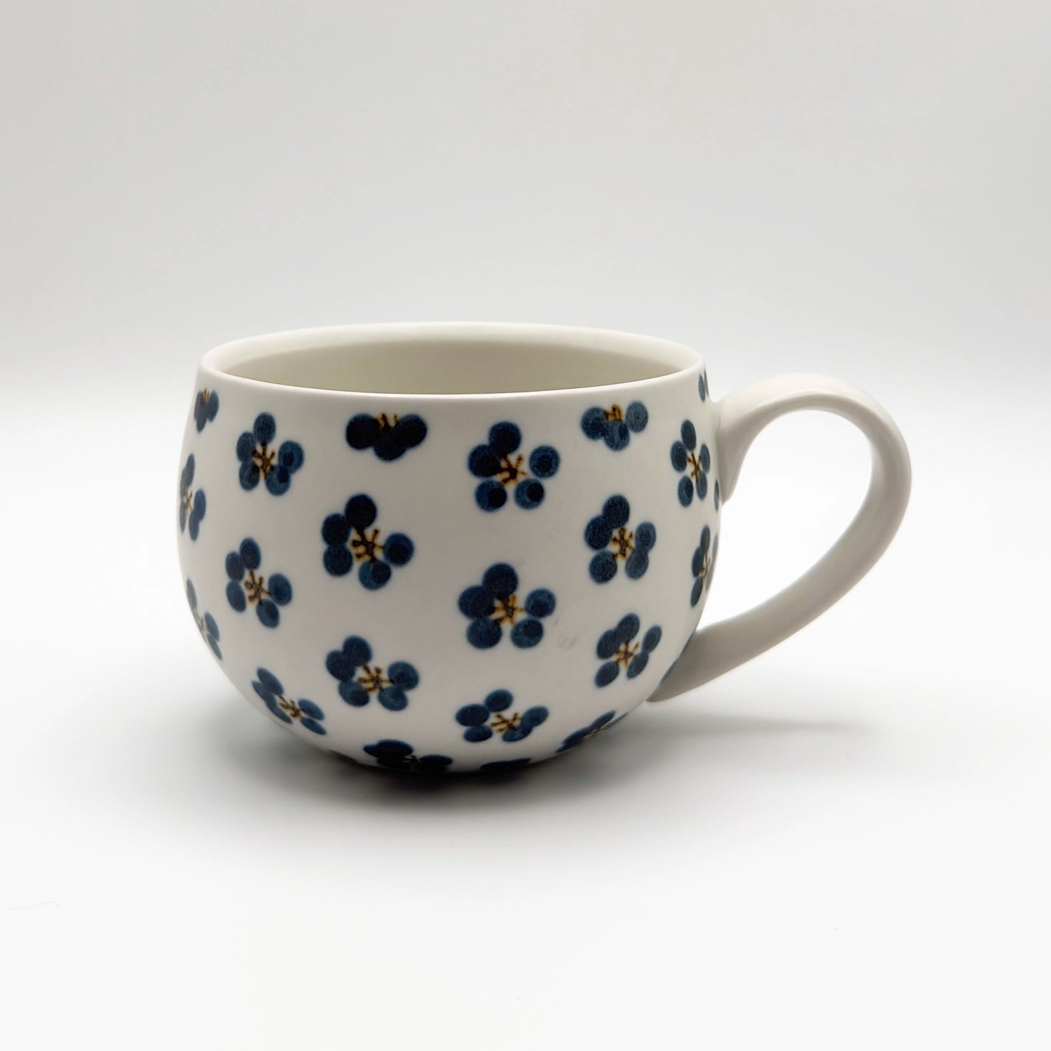 すこし屋　丸マグカップ　青小紋　商品画像1枚目